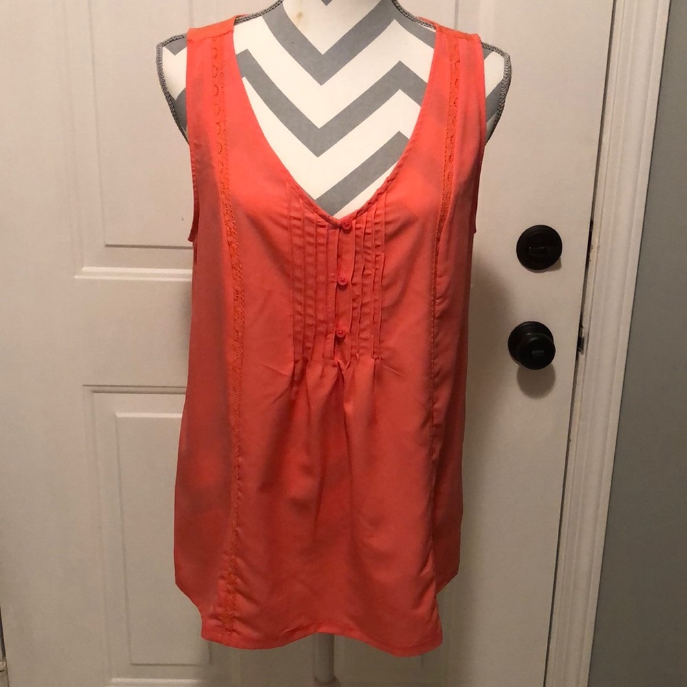 Merona sleeveless button pleated top